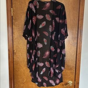 Torrid Black Sheer Kimono with Pink and Red Feather Design